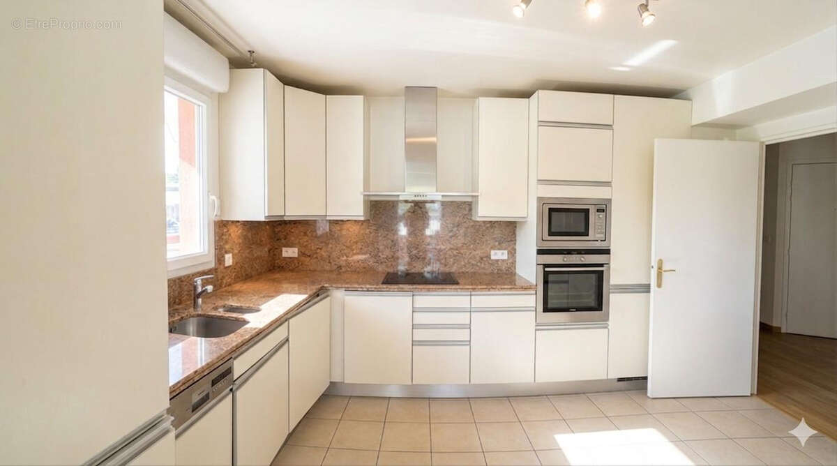 Appartement à VITRY-SUR-SEINE