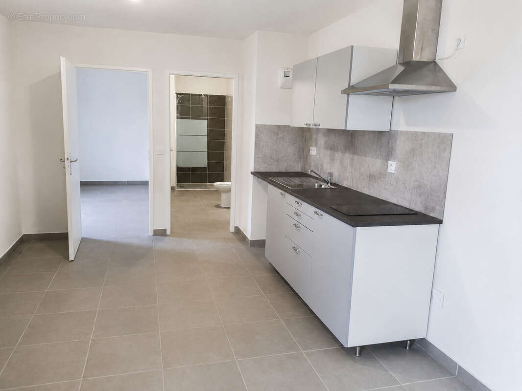 A vendre en exclusivite t2 de 50 m2 environ avec terrasse avec 2 places de parkings privatif - photo 3