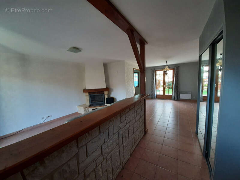Maison à LUZY