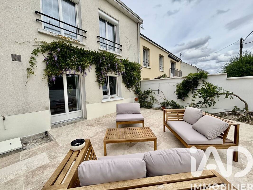 Photo 1 - Maison à TOURS