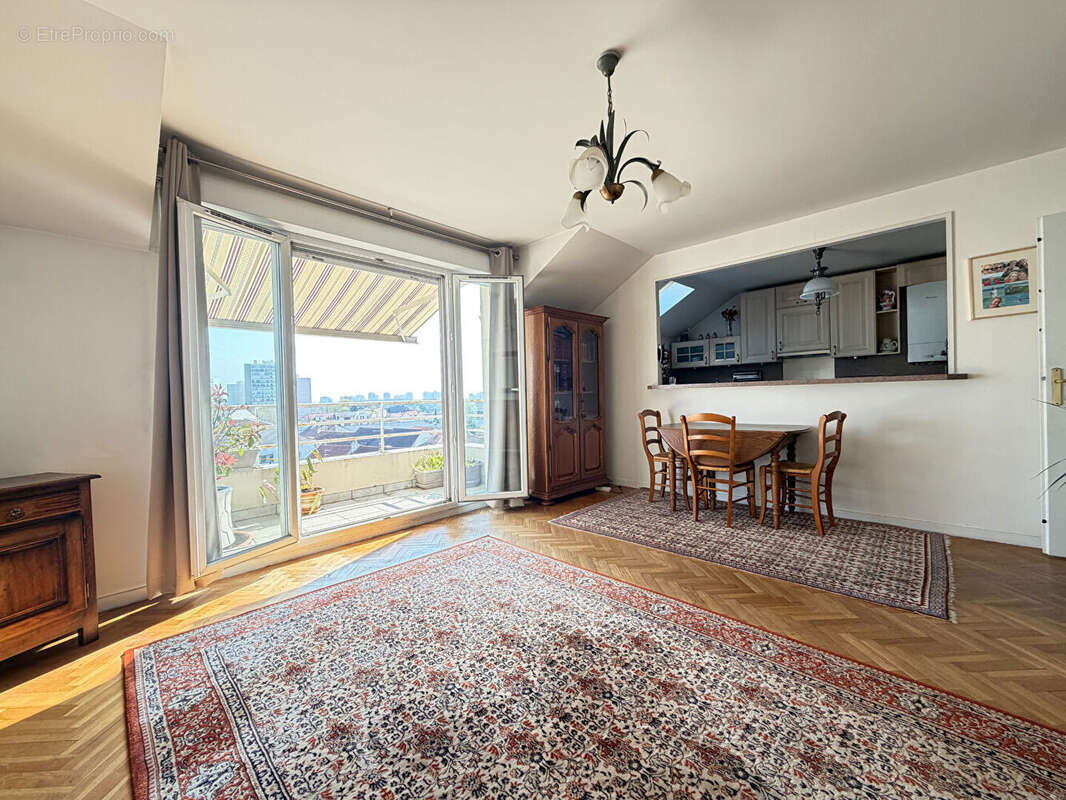 Appartement à VILLEJUIF