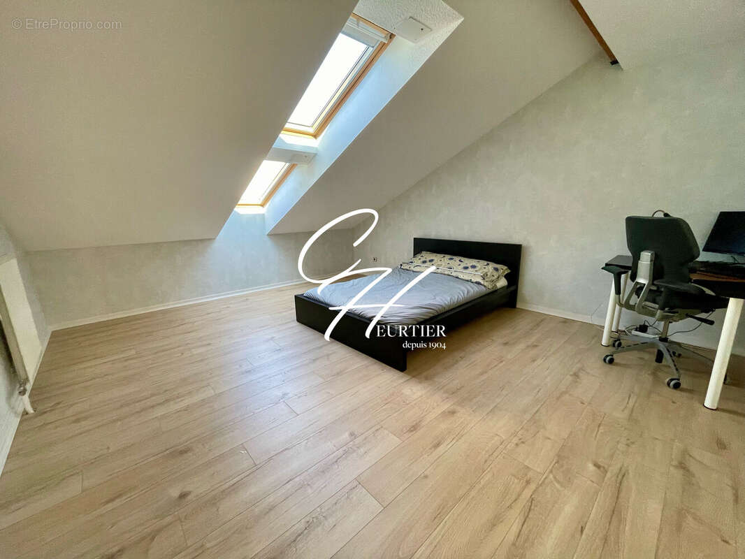 Appartement à EYBENS