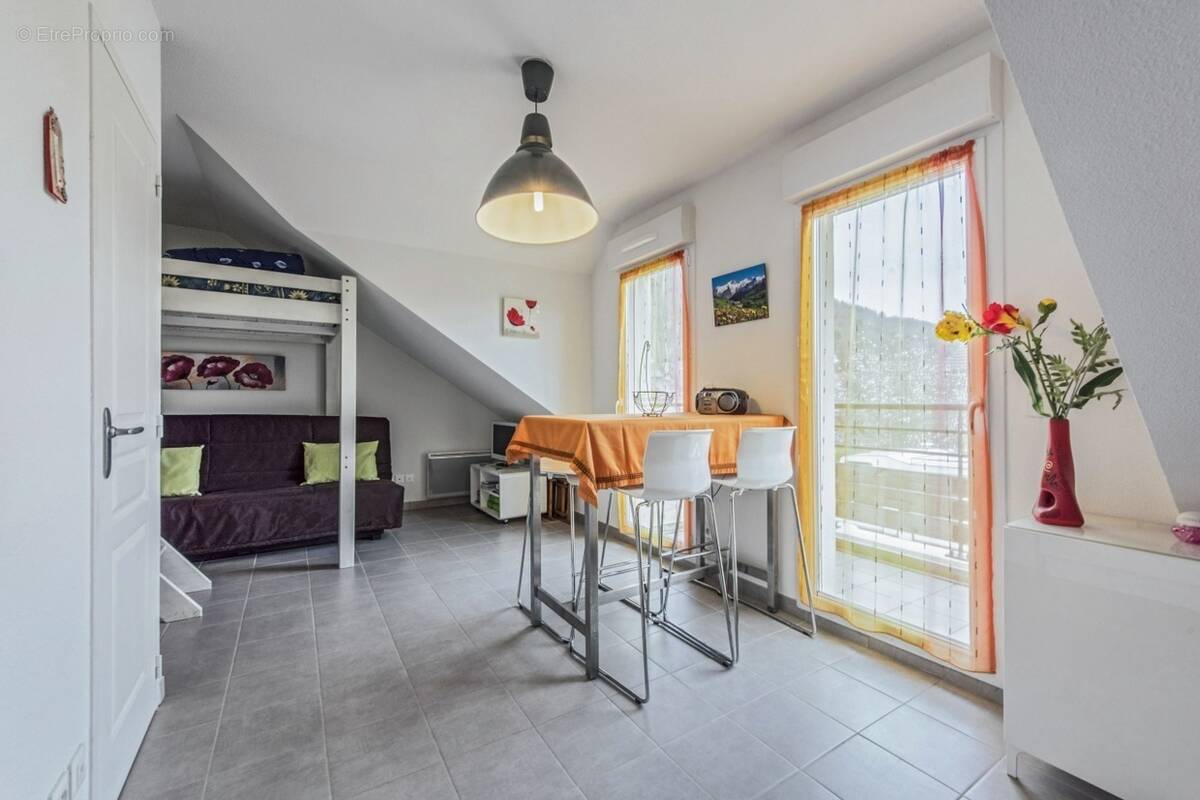 Appartement à SEVRIER