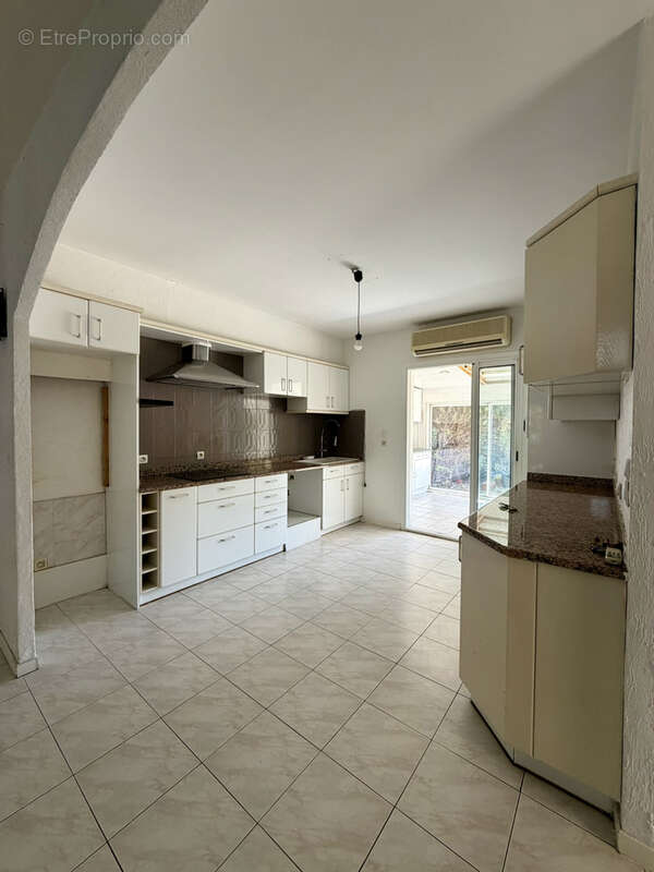 villa T4  avec chambre et sanitaire de plain pied - photo 8