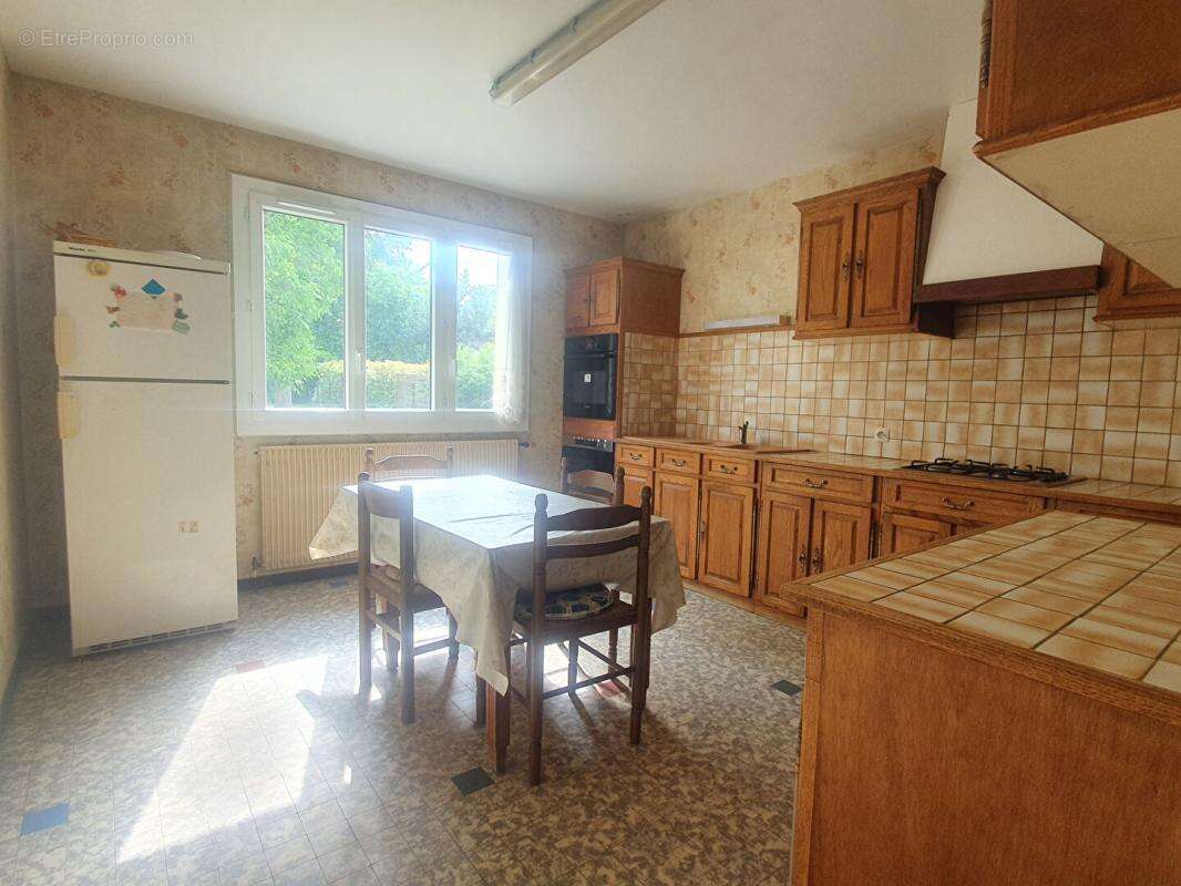 Maison à SAINTRY-SUR-SEINE