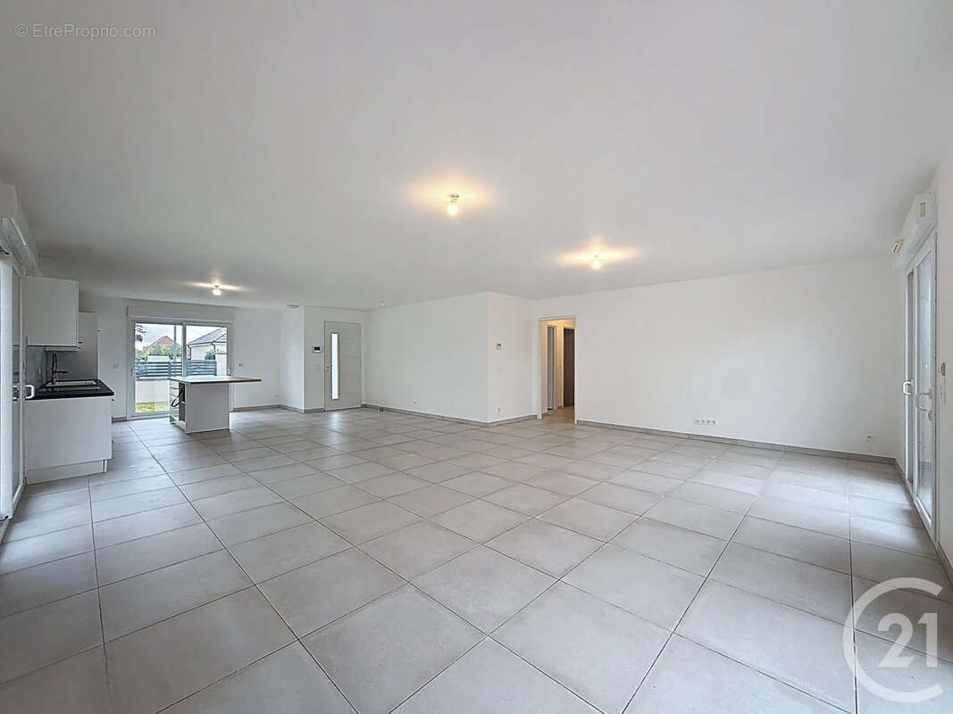 Maison à SAINT-ANDRE-LES-VERGERS