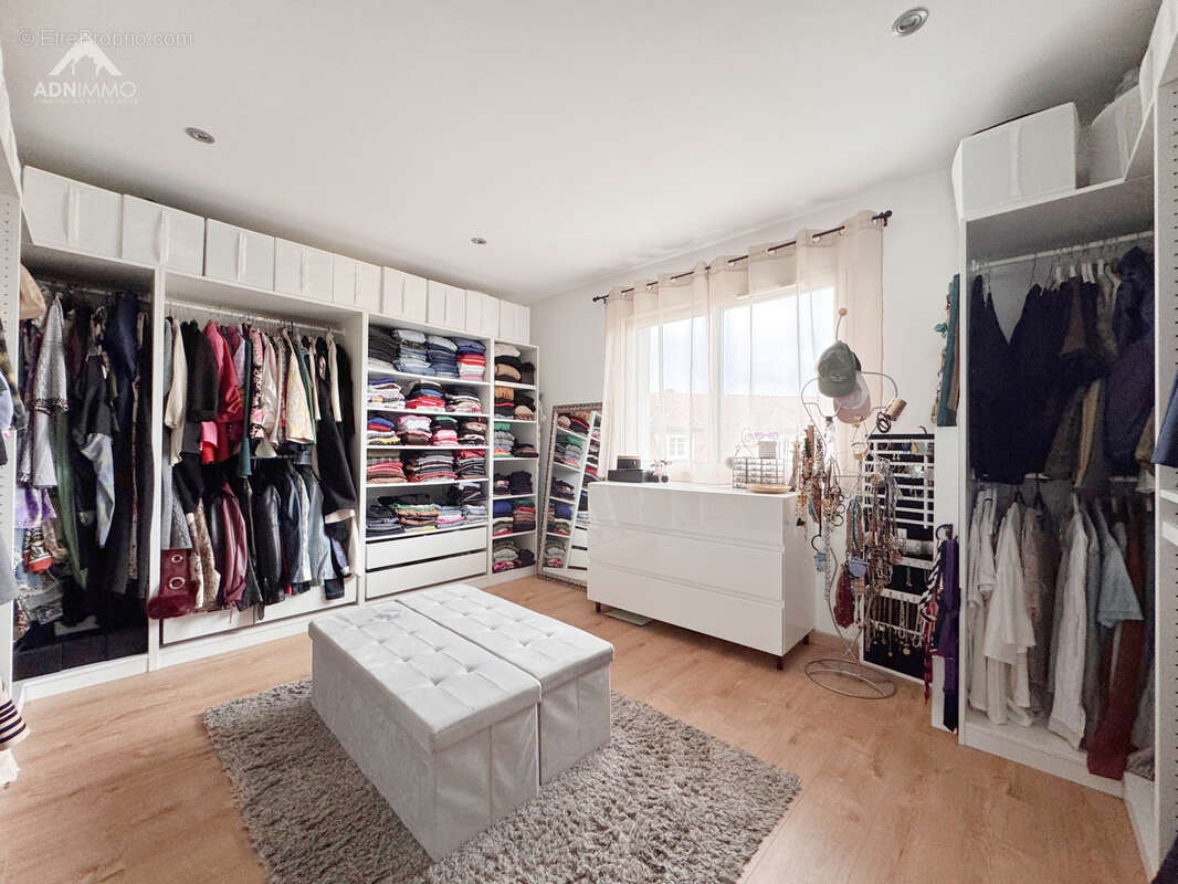 Maison à SAINT-JEAN-DE-GONVILLE