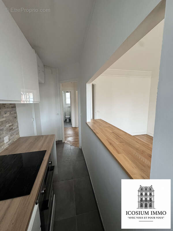 Appartement à PARIS-14E