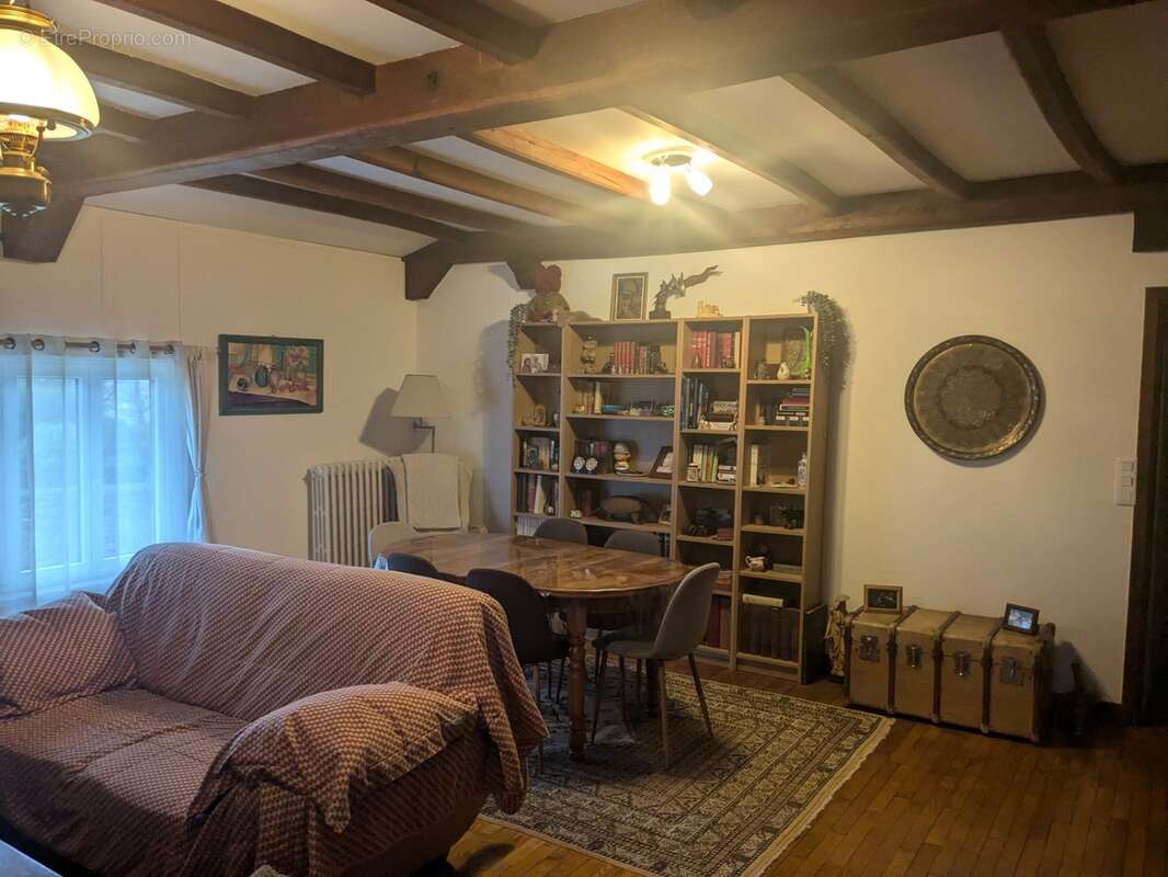 Ploerdut jolie maison en pierre sous ardoise de 94 m² environ 5 pieces 2 dependances terrain clos de 2686m² a batir - photo 7