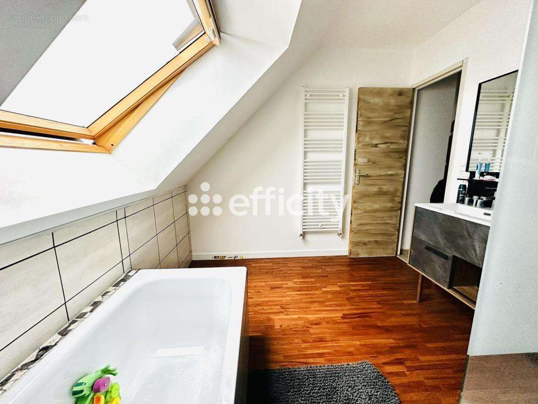 Maison à CHATEAUGIRON