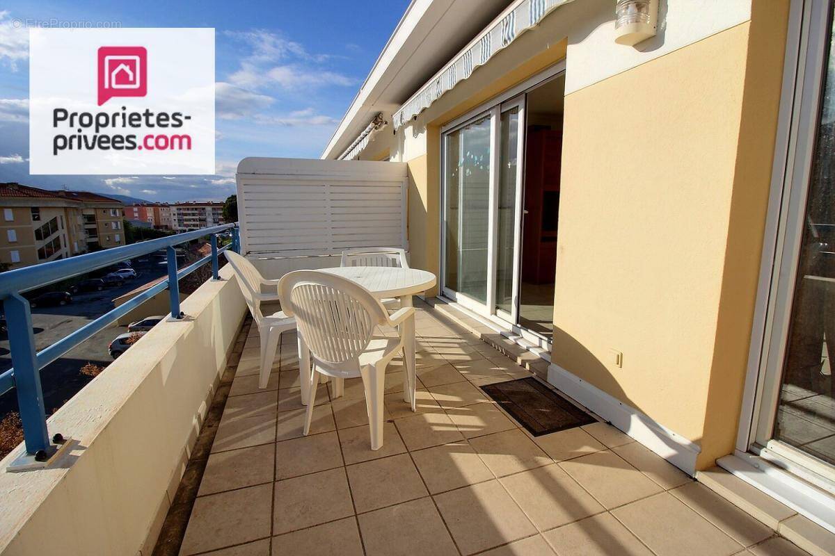 Appartement à FREJUS