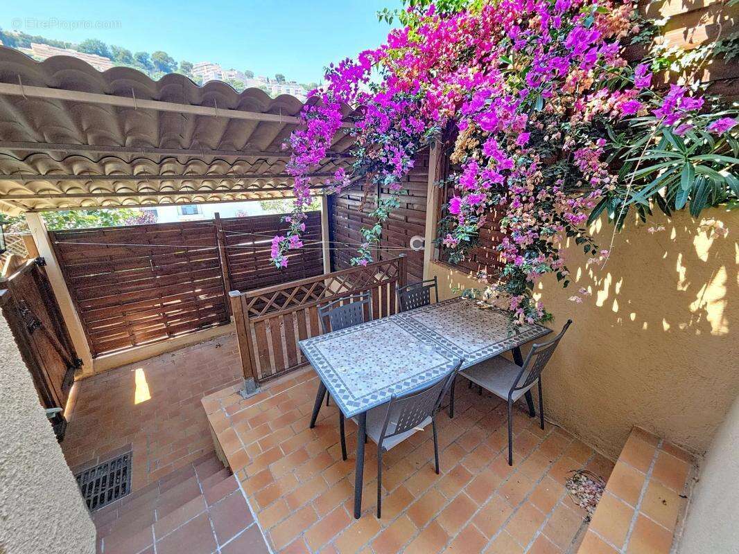 Maison de 7 pièces de 163 m² située à Nice - photo 3