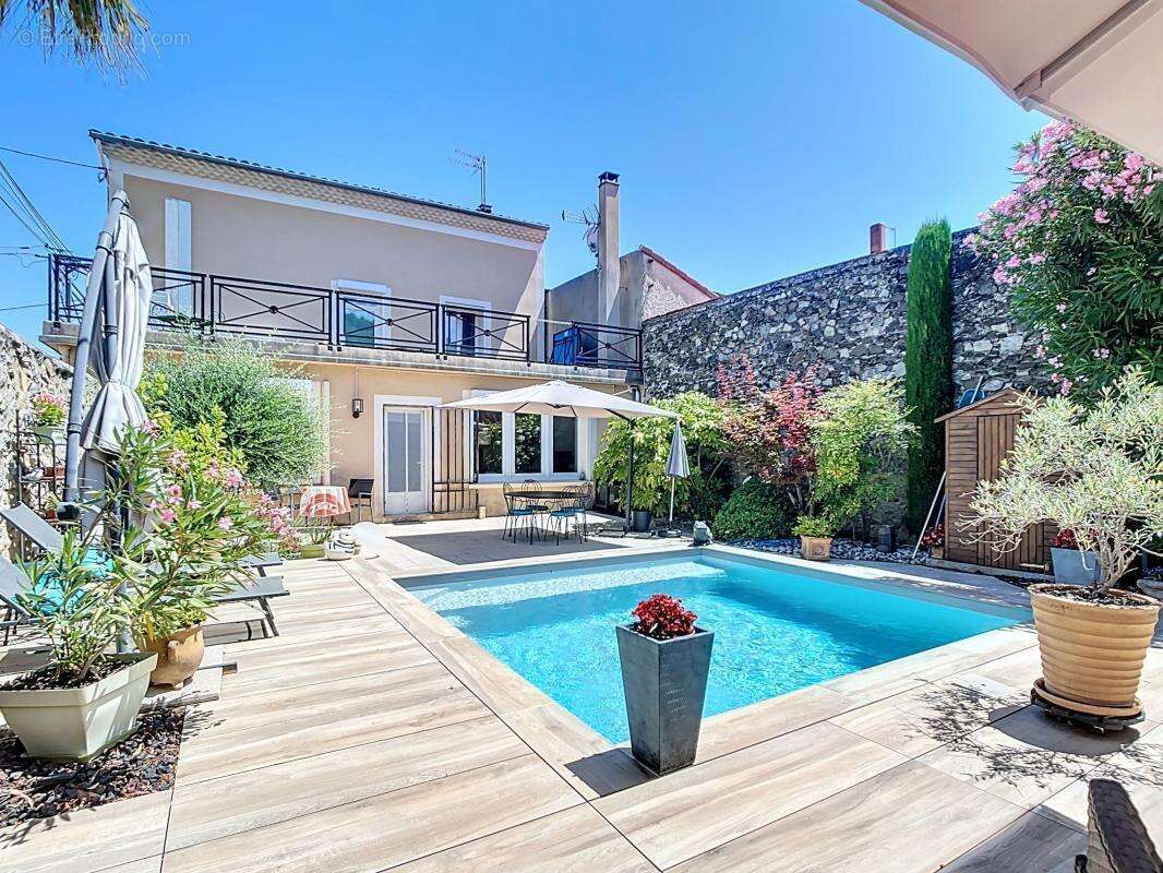 Maison à TOURNON-SUR-RHONE