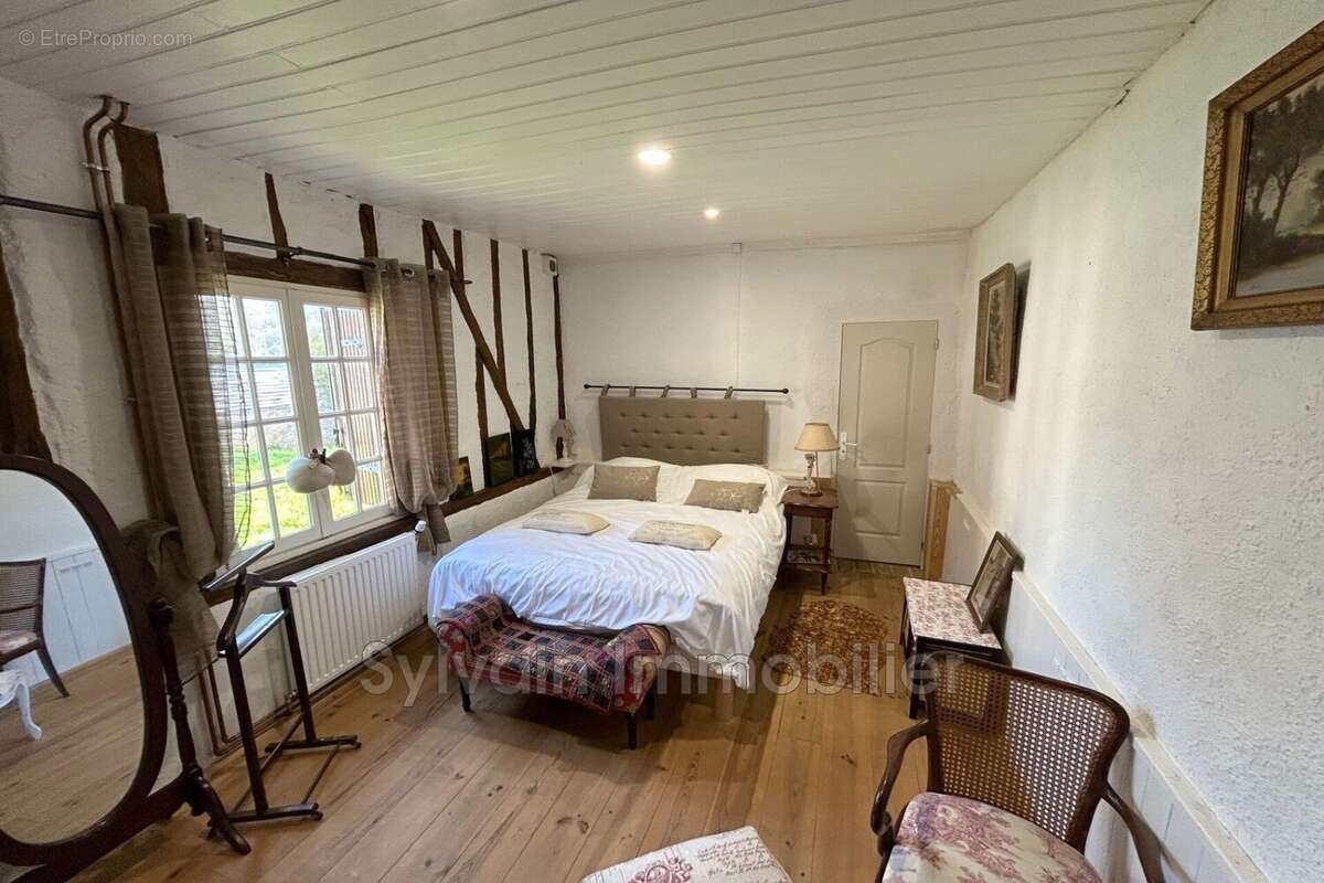 Maison à FORMERIE