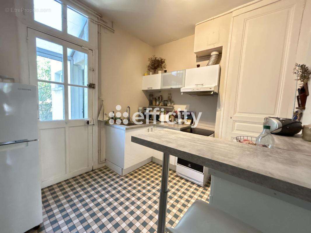 Maison 180 m² à Tours  - photo 5