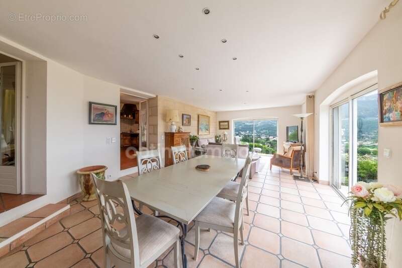 Maison à DIGNE-LES-BAINS