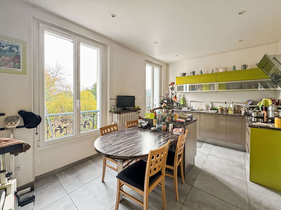 Maison à ROSNY-SOUS-BOIS