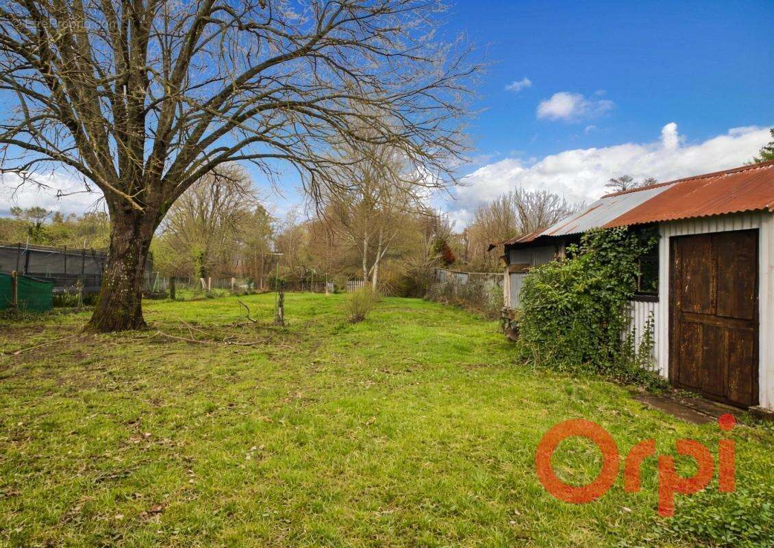 Maison à LA GUERCHE-SUR-L'AUBOIS