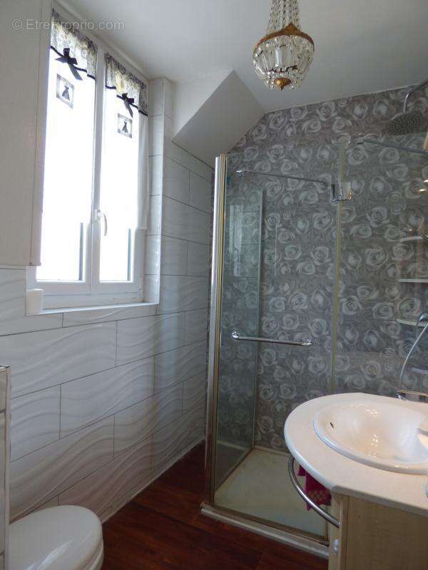 Maison à CHATEAUNEUF-EN-THYMERAIS