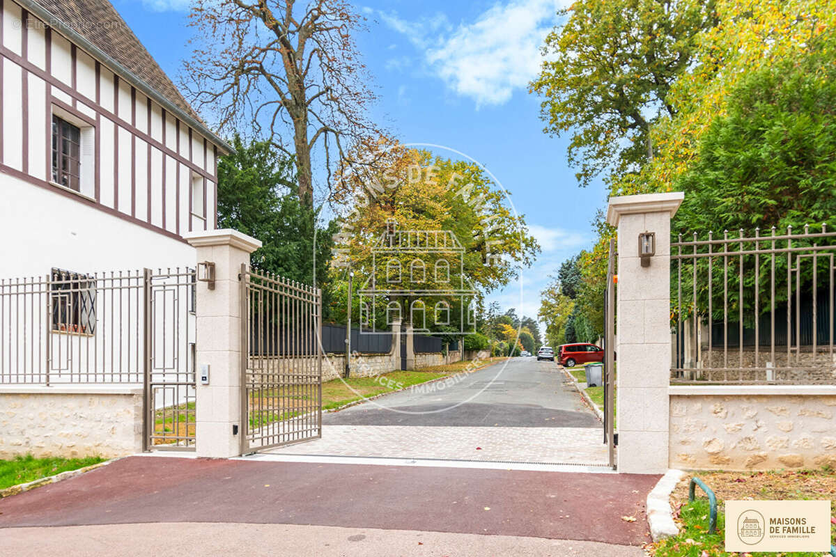 Maison à RUEIL-MALMAISON