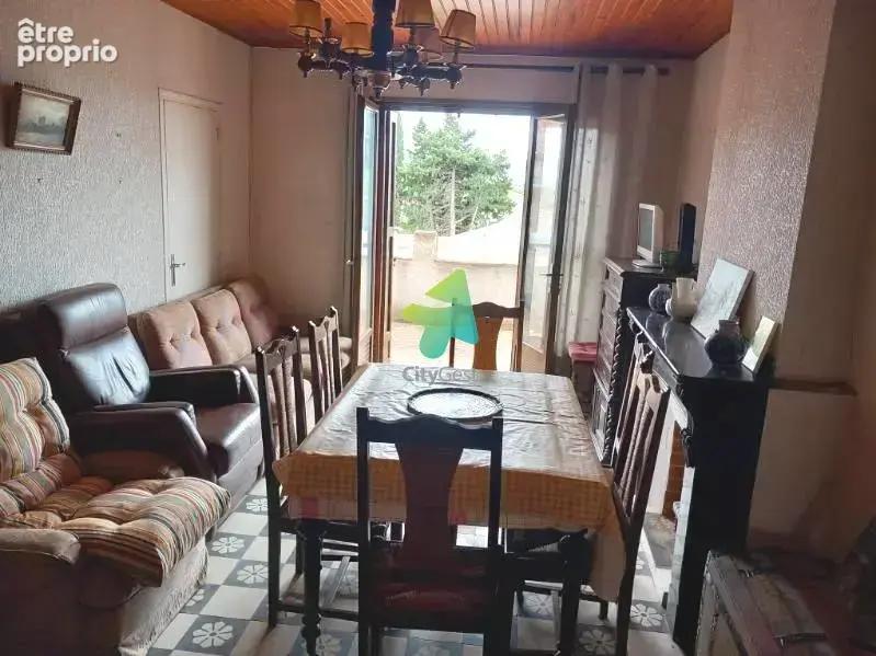 Maison a renover avec remises et cour, terrasses - photo 7