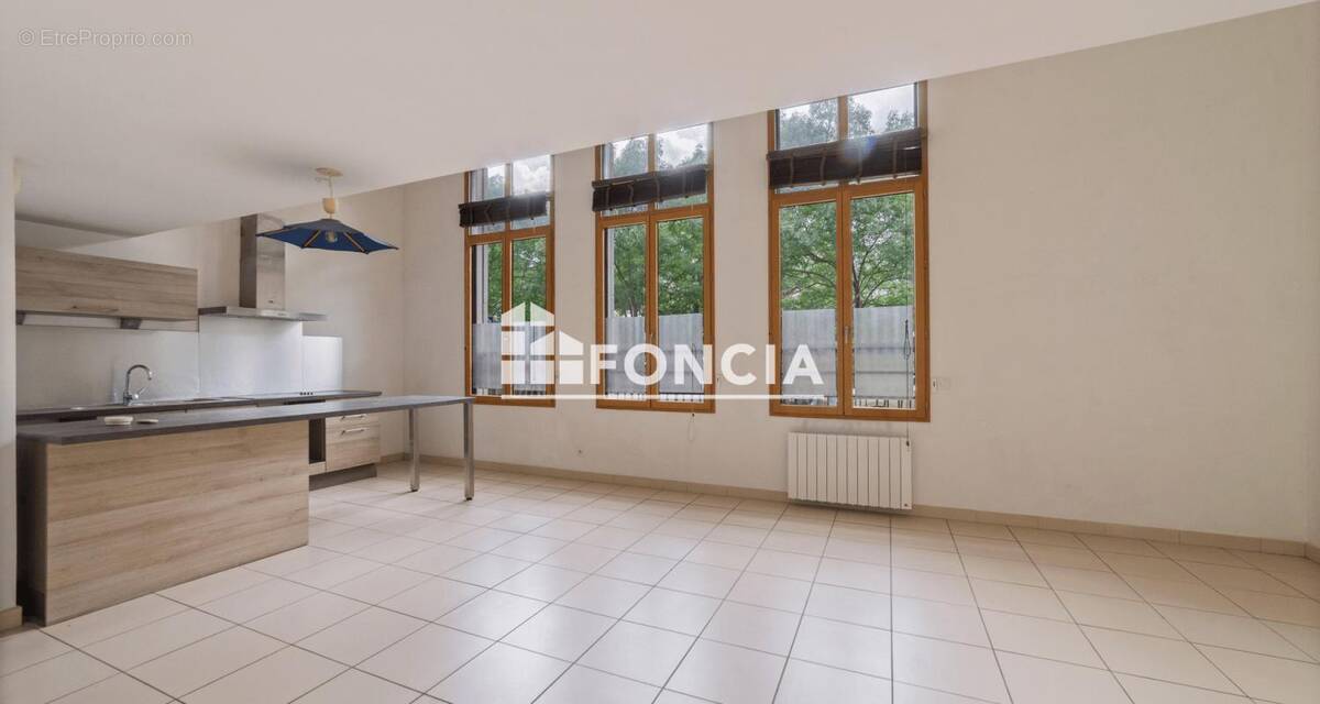 Appartement à LYON-3E