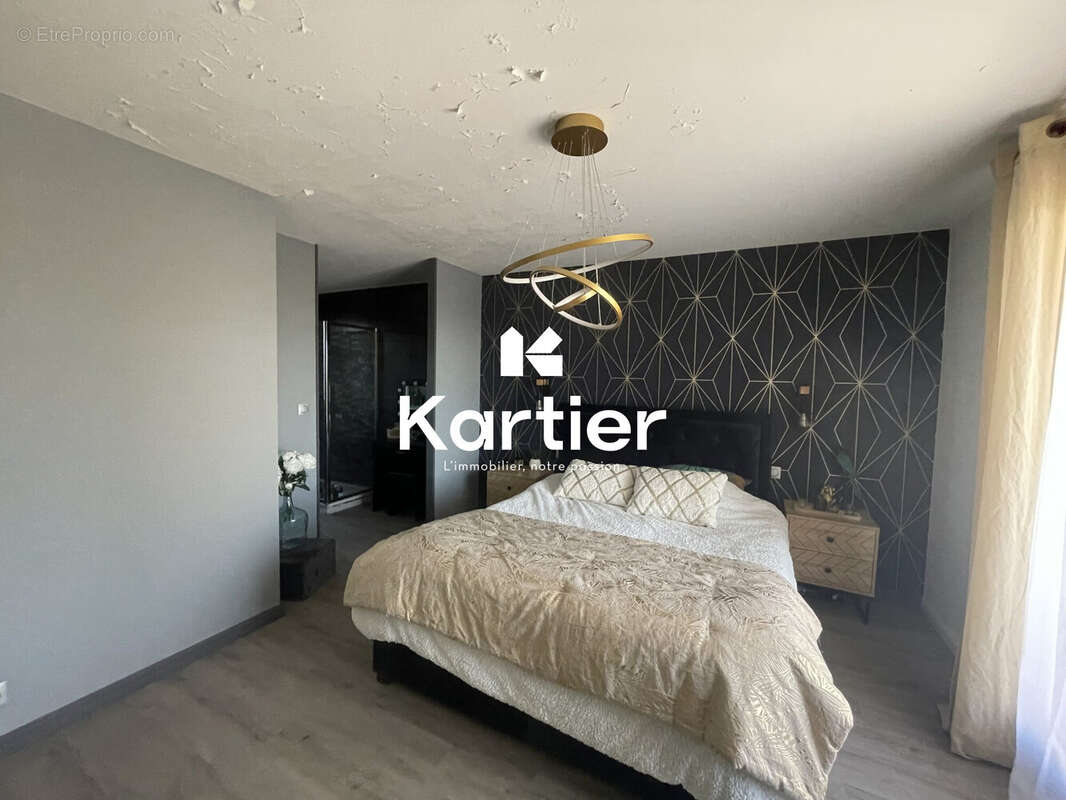 Maison à MONTPON-MENESTEROL