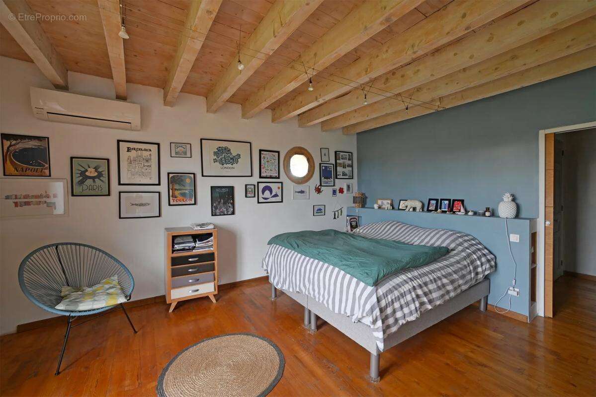 Maison à CHATEAURENARD