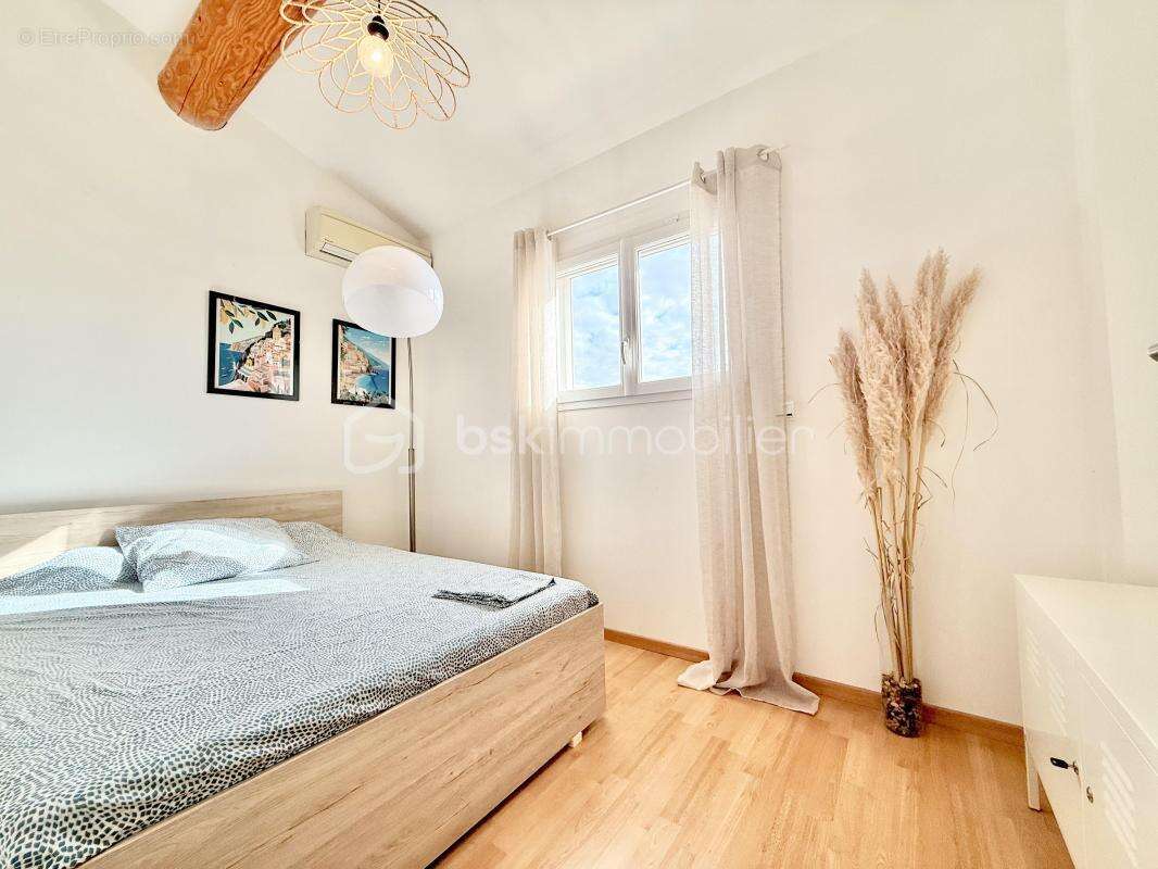Villa spacieuse non mitoyenne avec piscine garage et mobile-home indépendant - photo 8