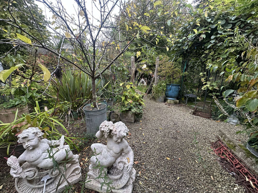 Appartement à SAINT-SAUVEUR-LE-VICOMTE