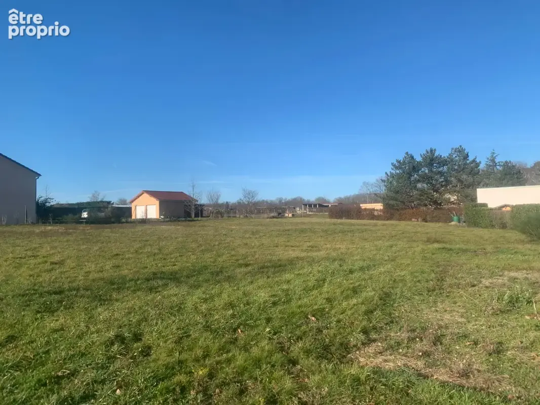 Terrain constructible Serbannes - photo 3