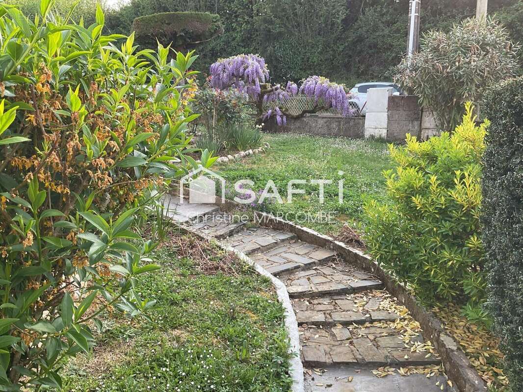 Photo 5 - Maison à THIVIERS