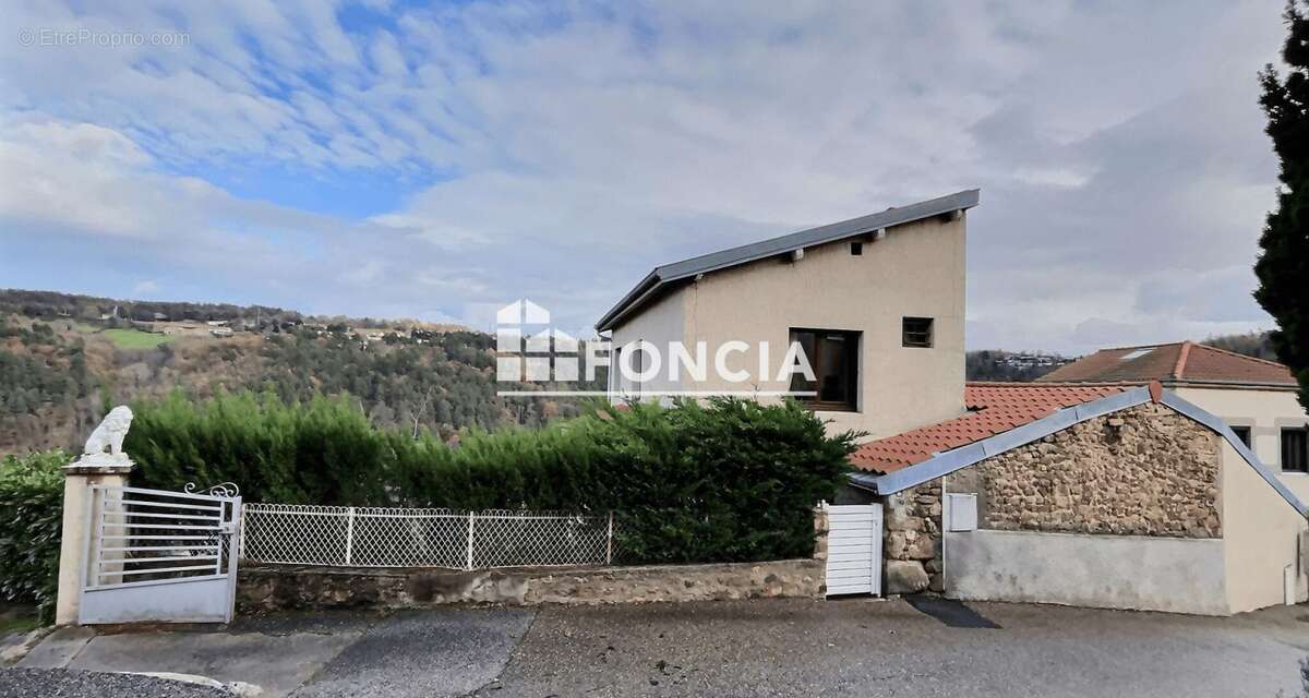 Maison à SAINT-ETIENNE