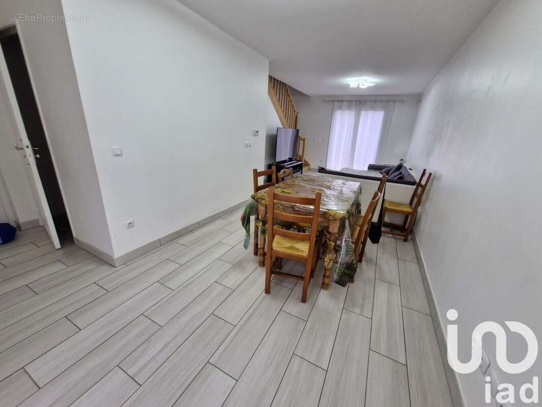 Photo 3 - Maison à LA FERTE-SOUS-JOUARRE