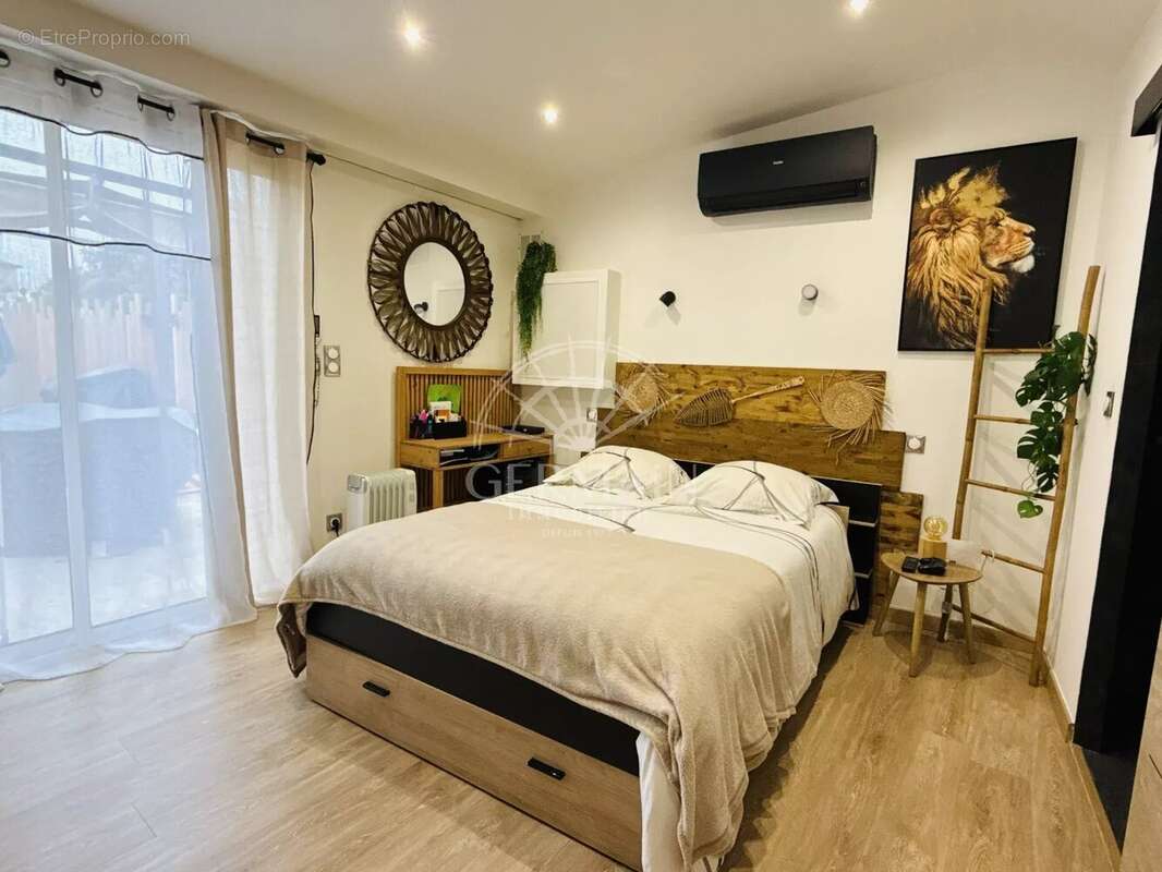 Maison à L'ISLE-SUR-LA-SORGUE