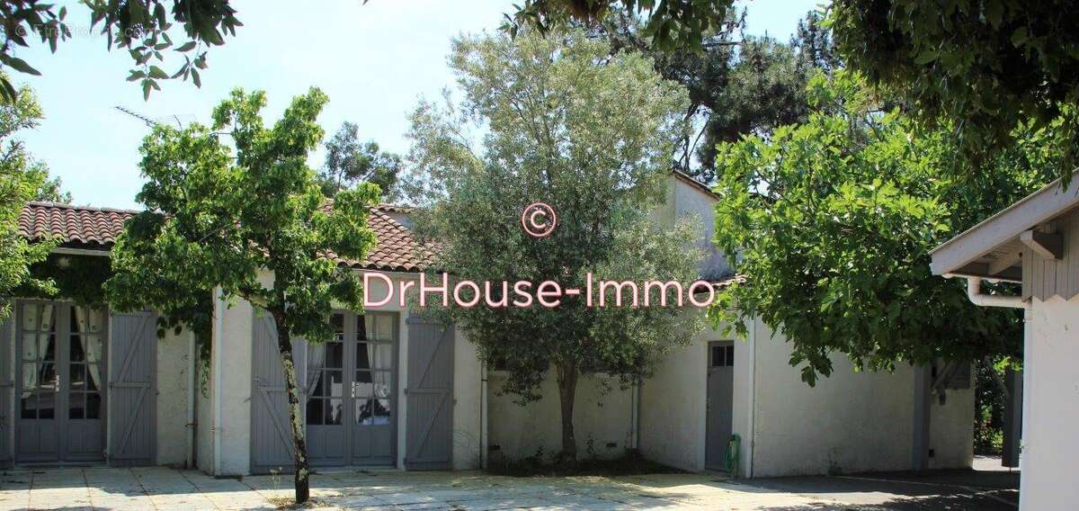 Maison à LA TREMBLADE