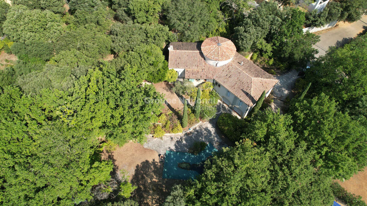 Maison à PIOLENC