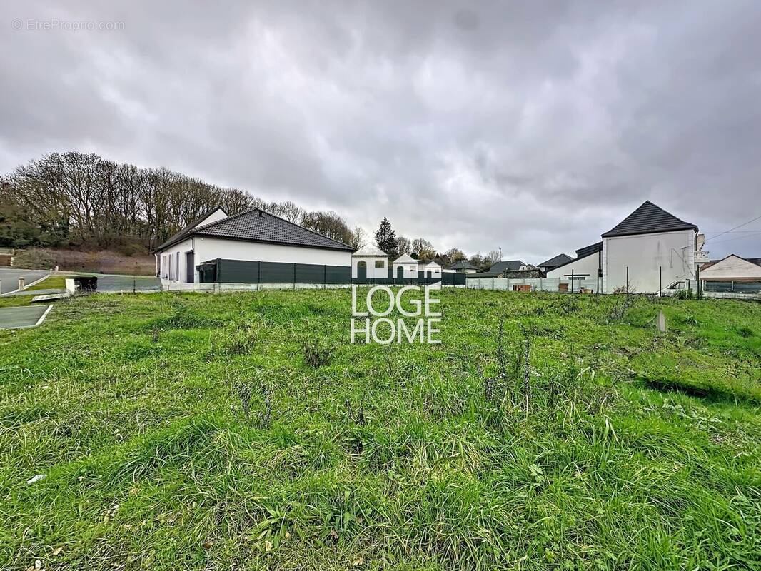 Terrain à LIEVIN