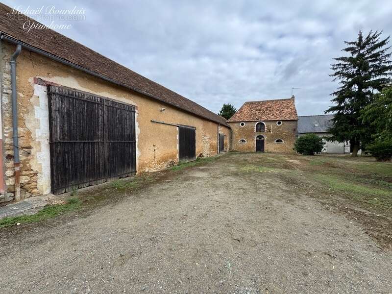Maison à AVOISE