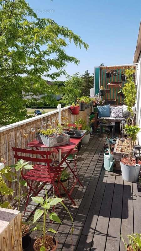 Appartement à COMBS-LA-VILLE