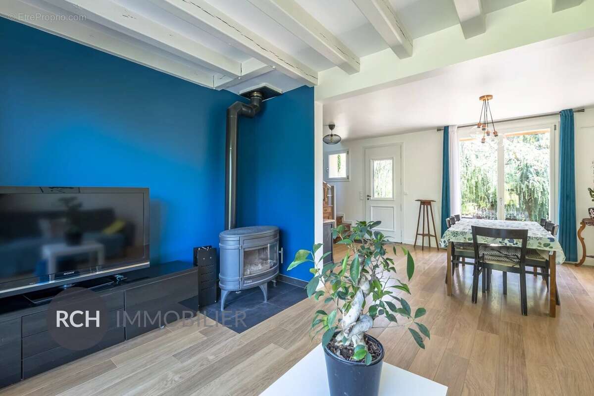 Maison à MONTFORT-L&#039;AMAURY