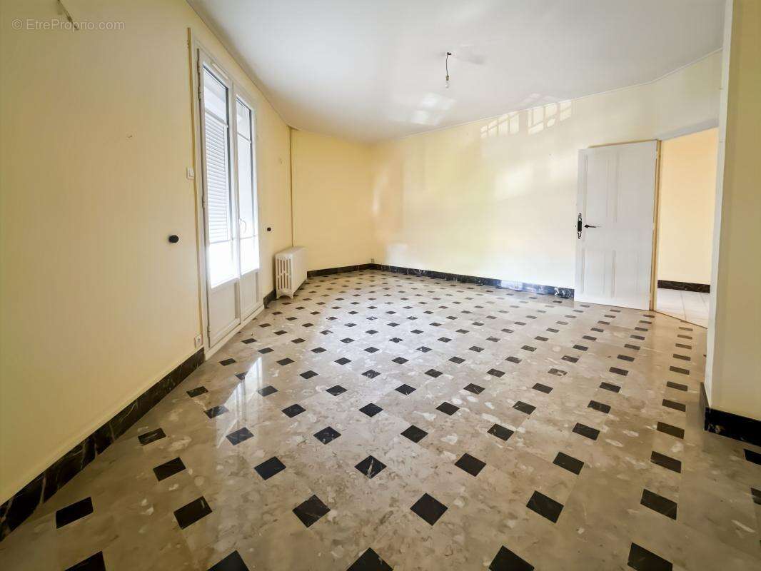 Appartement à BEZIERS