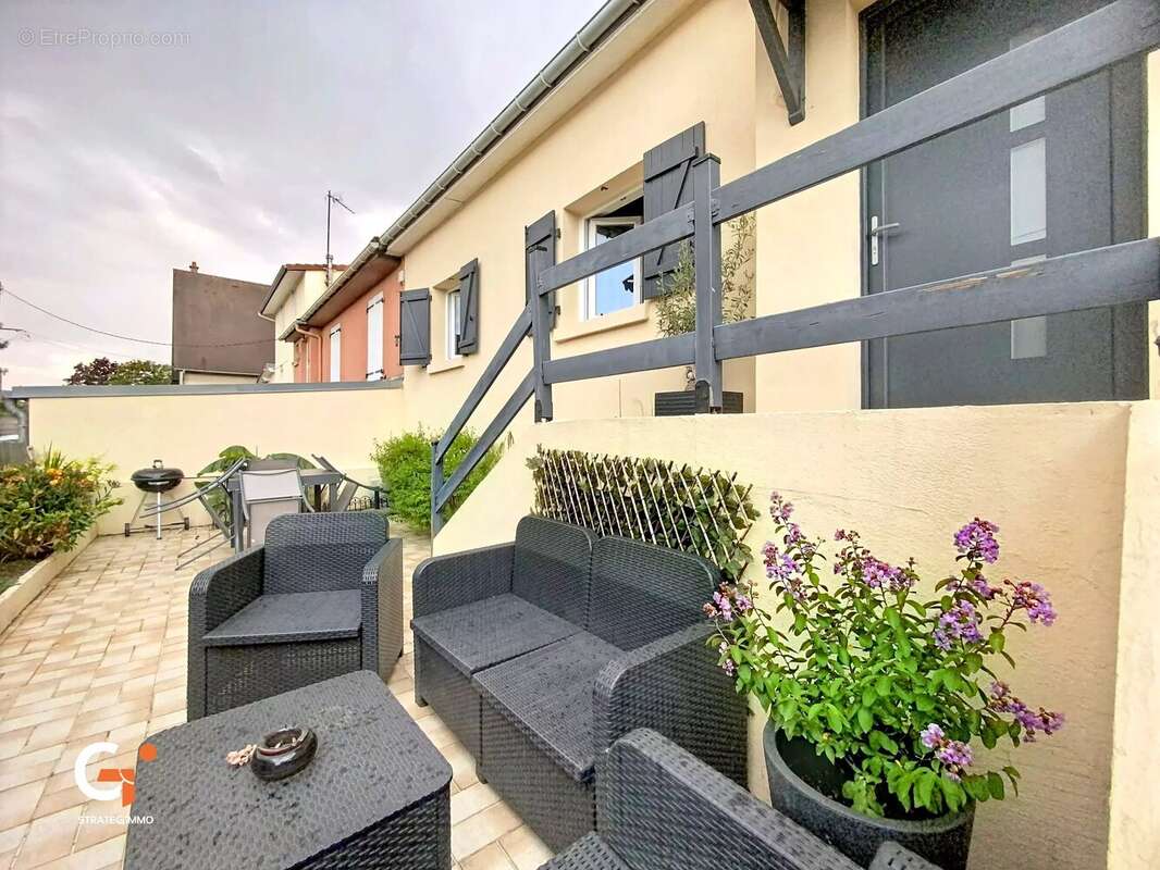 Maison 3 Pièces Vivable de Plain Pied - ST ETINNE DU ROUVRAY - photo 2