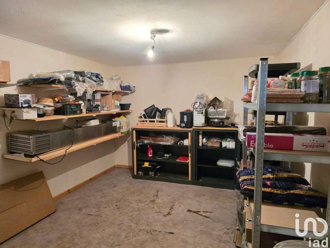 Photo 6 - Commerce à ROCHEFORT