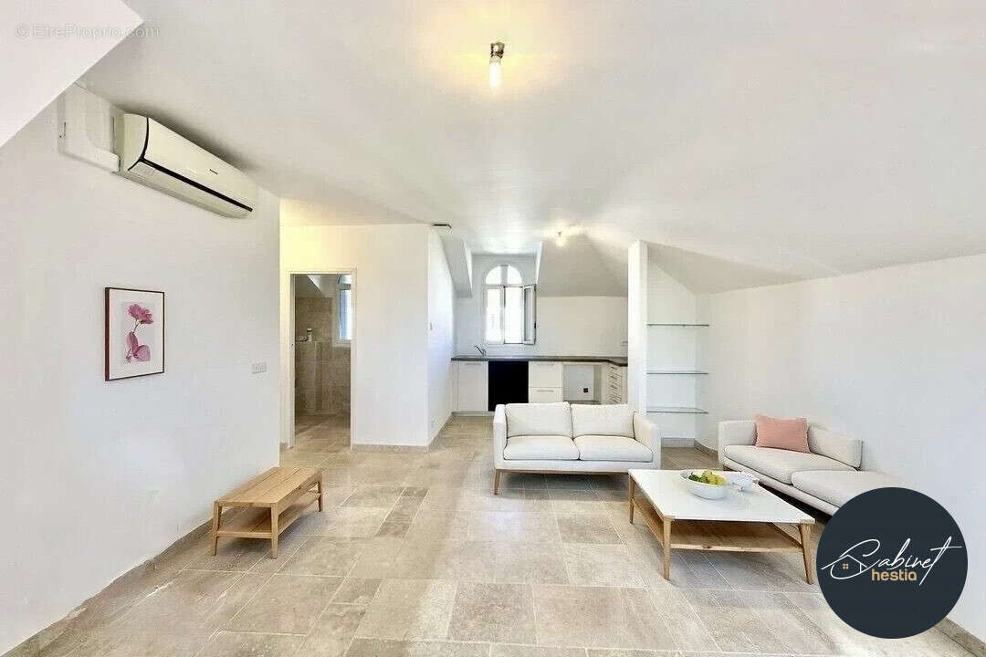 Salon Généré par iA  - Appartement à NICE