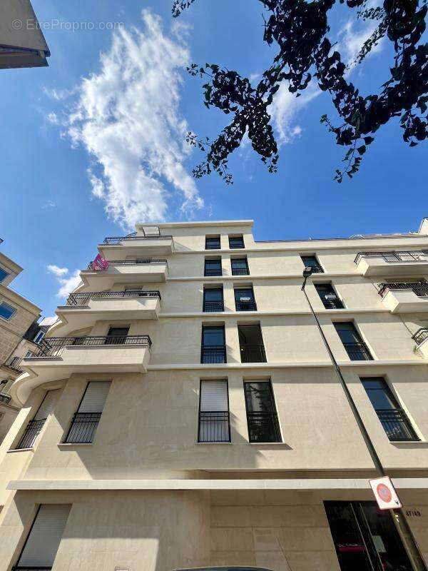 Appartement à LEVALLOIS-PERRET