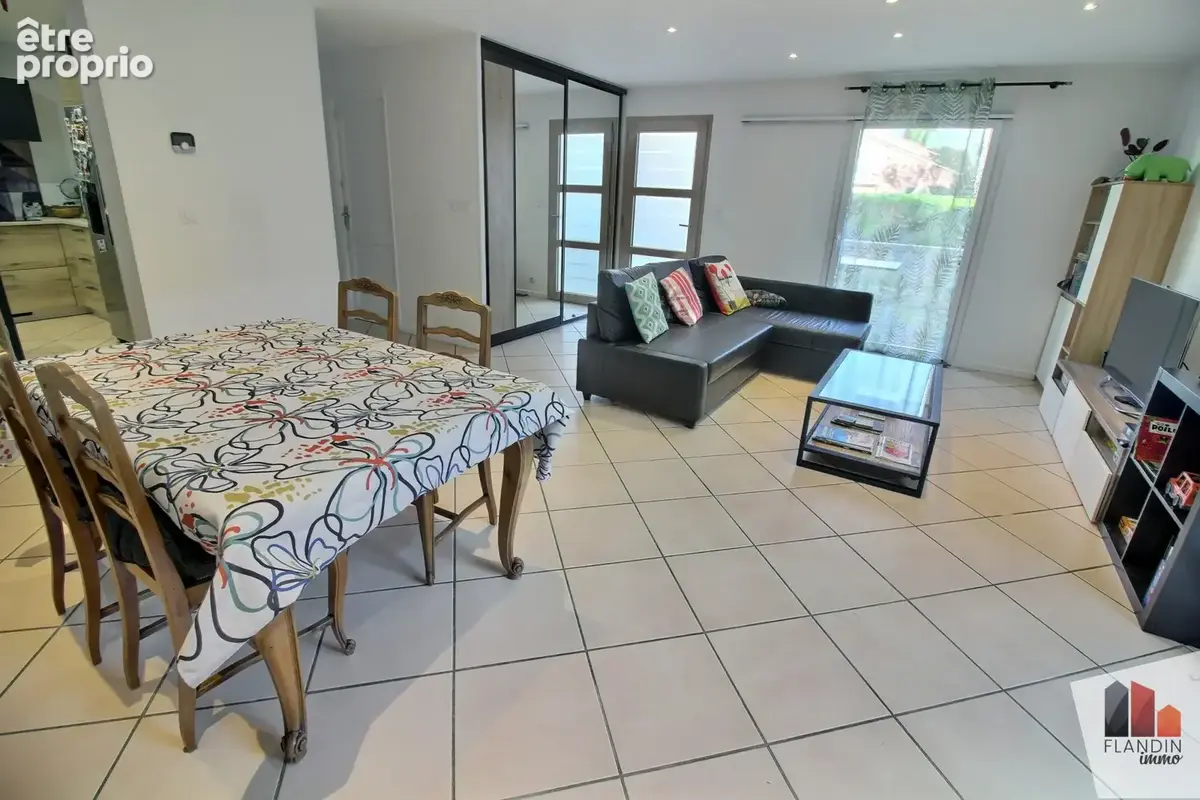Maison 139 m² à Irigny  - photo 6