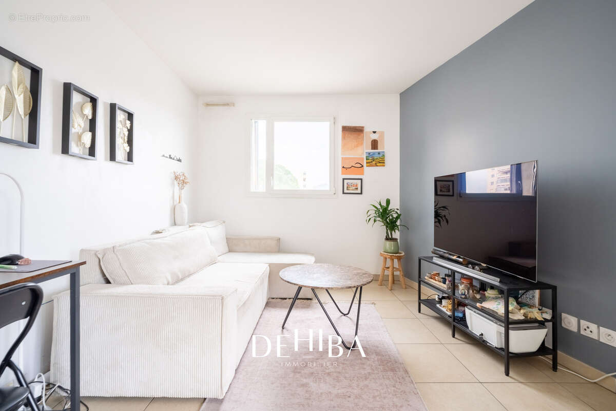 Appartement à MARSEILLE-8E