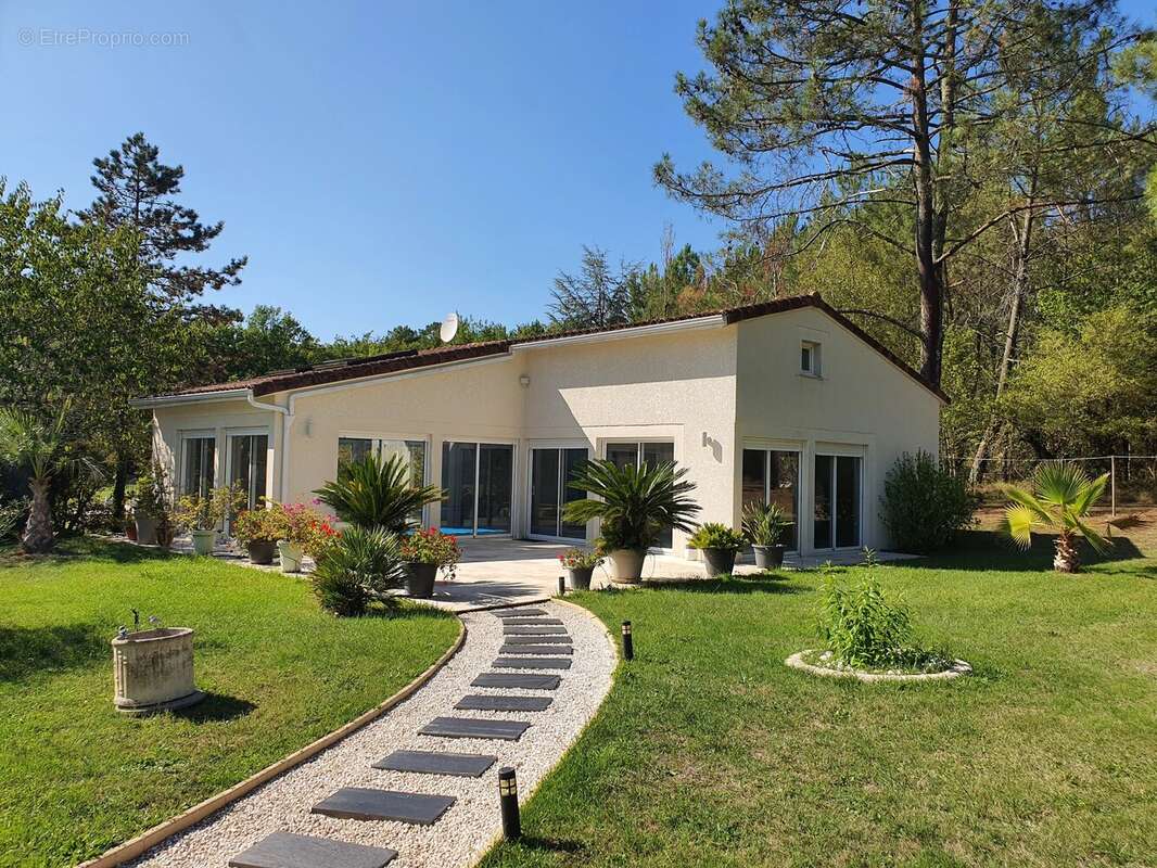 Maison à SAINTE-FOY-LA-GRANDE