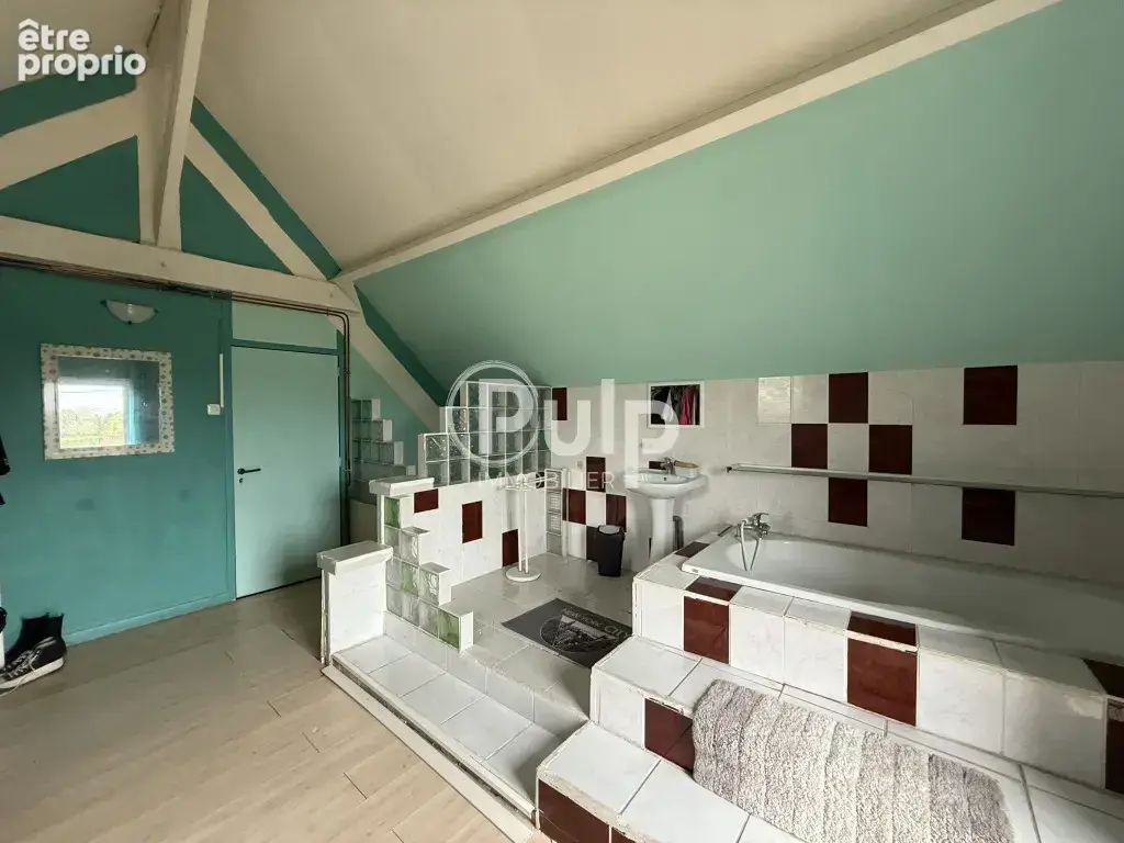 Maison familiale de 350 M2 sur plus de 2000 m2 de terrain - photo 10